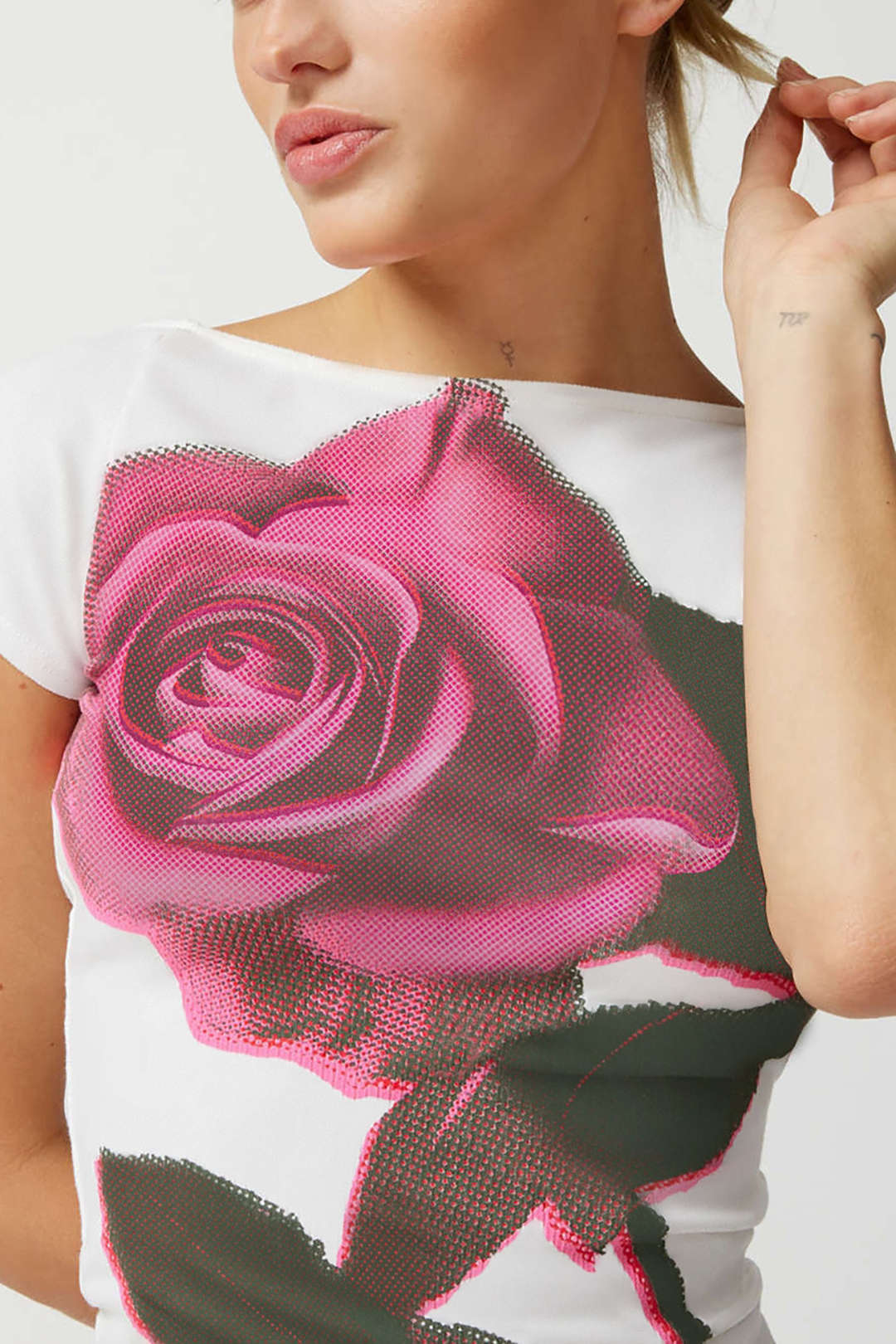 Rose Print Backless T-shirt