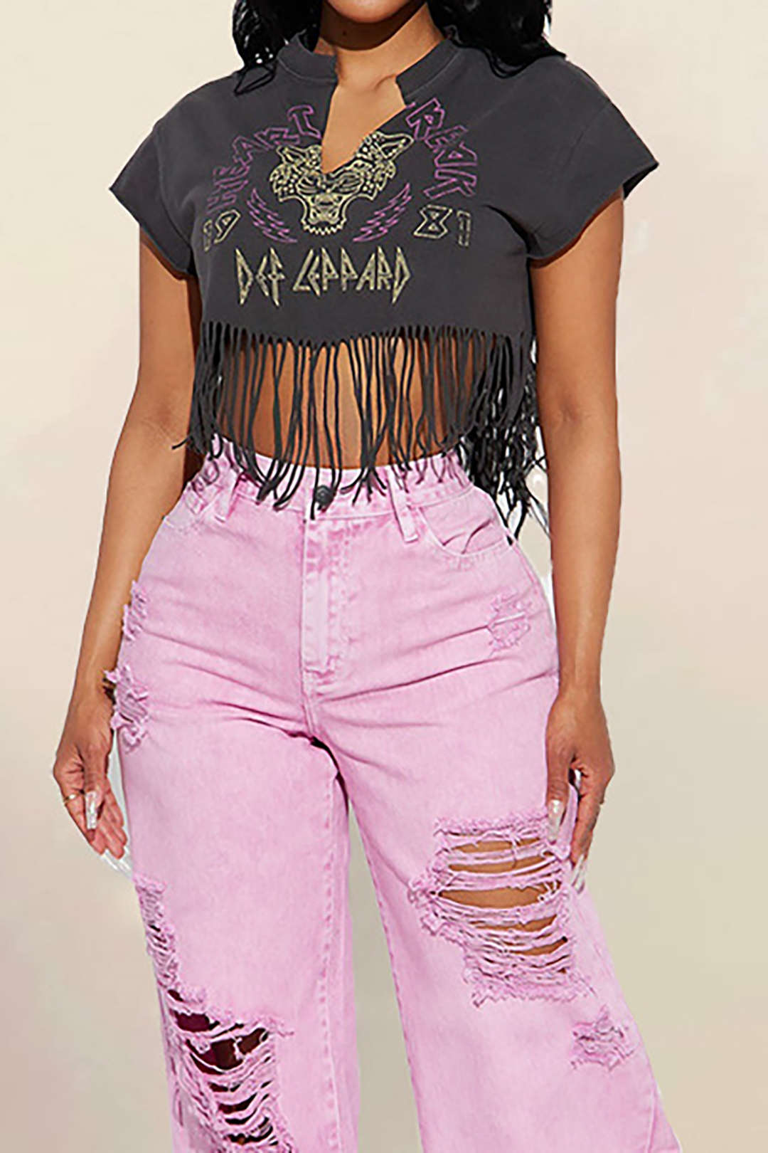 Printed Fringe Hem V-neck T-shirt